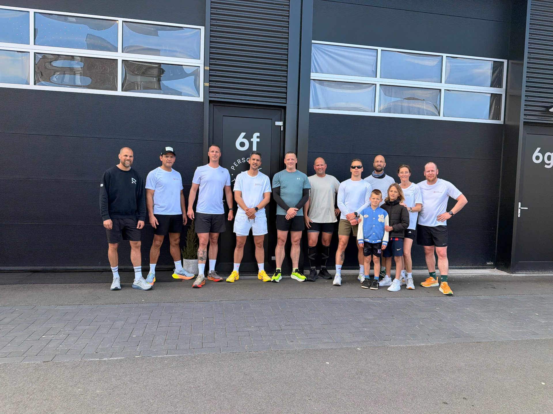 JLX sporters samen voor BASE. in Leeuwarden
